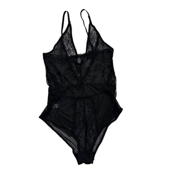 NWT Fashion Nova Lace Teddy Bodysuit - Picture 1 of 6
